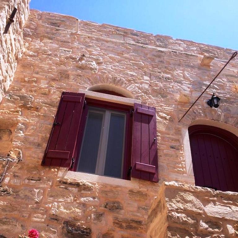 Country house Traditional House Patrika